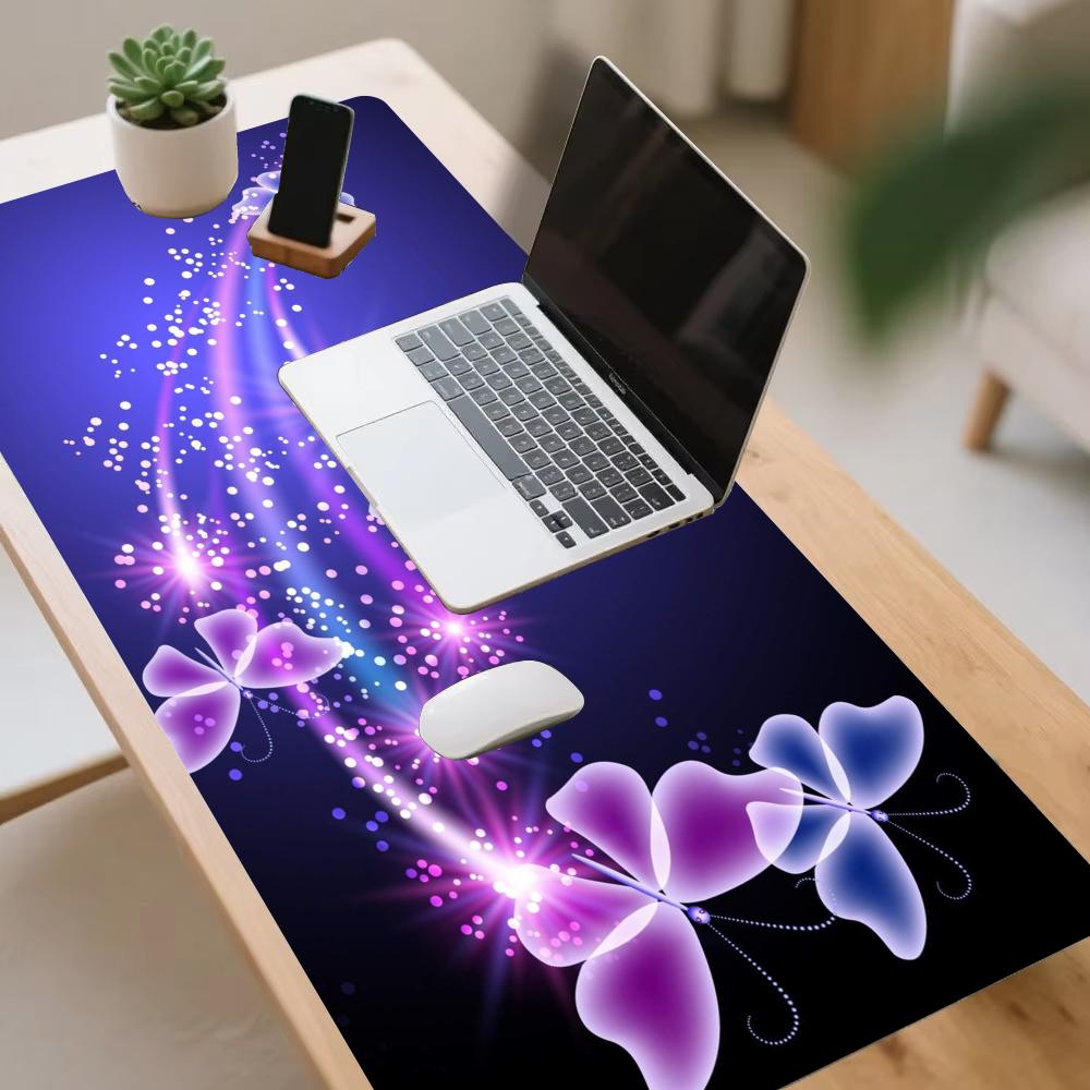 빛나는 보라색과 파란색의 예술적인 나비 모양 마우스 패 - Desk Setup Artist 리뷰 및 가격